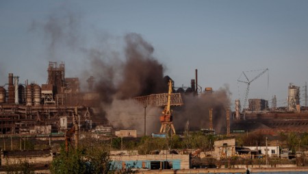 Украинските сили се изтеглят от Мариупол