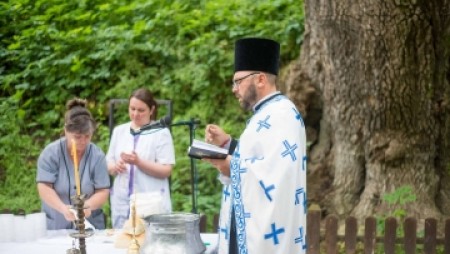 Приготвиха празничен курбан в Бяла