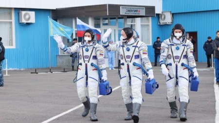 Роскосмос се оттегля от Международната космическа станция