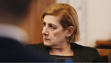 Елена Гунчева напуска Народното събрание и „Възраждане