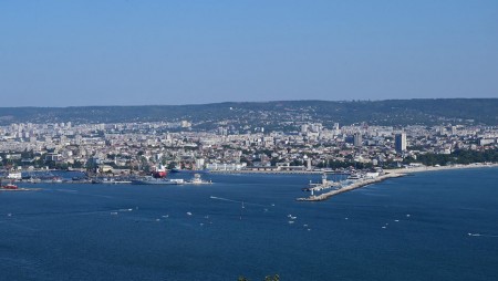 НСИ: През 2021 година в кината на Варненска област са прожектирани 88 български филма и 304 от САЩ