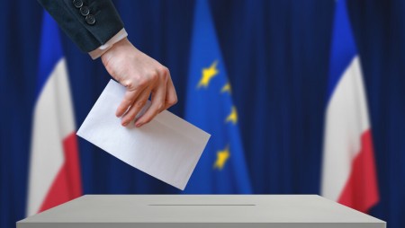 Франция избира нов парламент