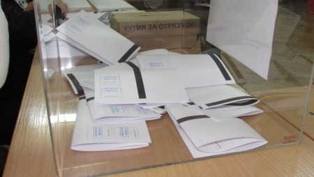 Кандидатът на ДПС печели на първи тур частичните местни избори в село Поляците, община Дългопол