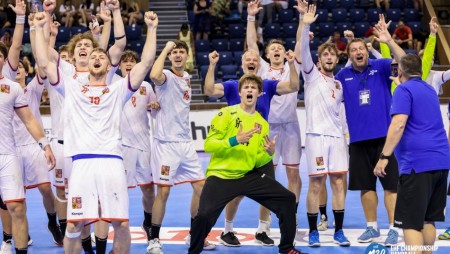 Българин е пивот №1 на Европейския шампионат по хандбал във Варна