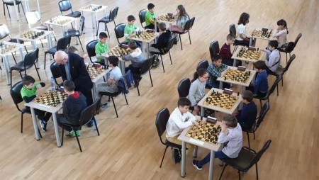 Стартира VIII Международен шахматен турнир за купата на Община Варна