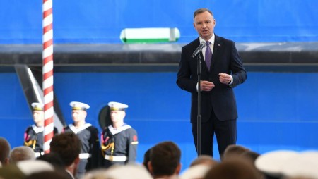 Полша откри плавателен канал към Балтика, за да избегне преминаването през руски териториални води