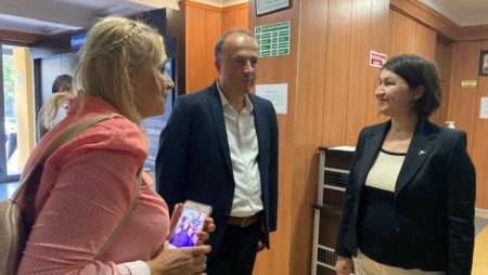 При ниска избирателна активност протича вотът в Турция