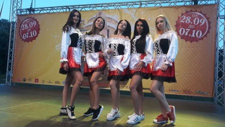 Довечера откриват варненския Октоберфест с хитовата група „Молец“