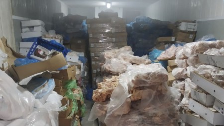 Конфискуваха 4 тона месо в незаконна транжорна в Плевен