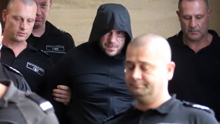 Георги Семерджиев, помел две жени с автомобила си, ще отговаря пред съда за 5 престъпления