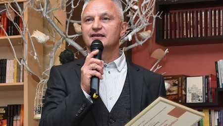Захари Карабашлиев и проф. Вили Лилков с награди „Портал Култура“ в категории „Проза“ и „Хуманитаристика“