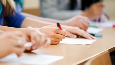 Във Варна отбелязват 70 години извънучилищно образование