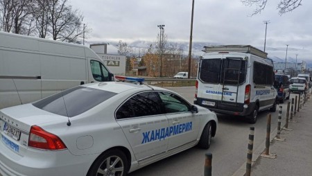Полиция влезе в офиса на компанията за криптовалута NEXO в София