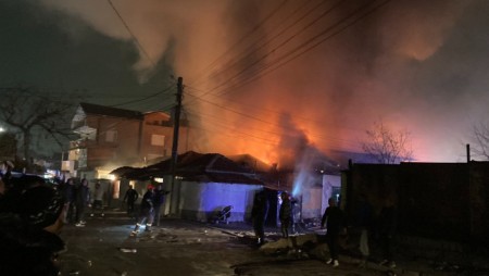 Човек загина при пожар в пловдивската Шекер махала