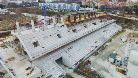 Напредва строежа на стадион „Варна“