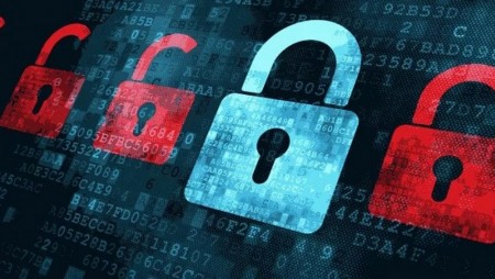 Военните в САЩ разследват инцидент с изтичане на данни от имейли на Пентагона