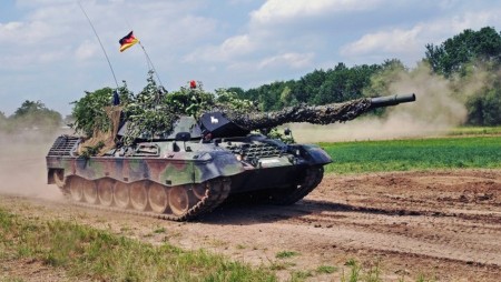 Германия изпраща 88 танка Leopard 1 на Украйна, но няма боеприпаси за тях