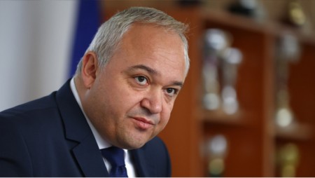 Министър Демерджиев предупреди, че ГДБОП и ДАНС работят повече от месец с европрокуратурата за днешната акция в някои ТЕЦ-ове