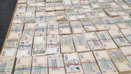 Хванаха недекларирана валута за над 2 000 000 лева