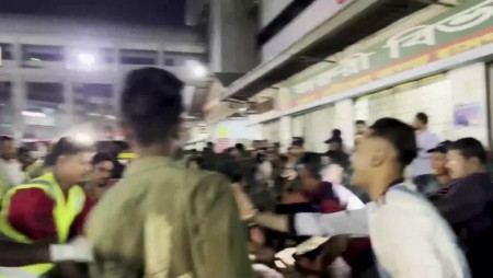 Огромна експлозия в столицата на Бангладеш взе живота на 15 души, близо 200 са ранени