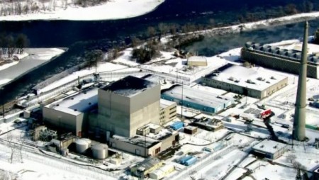 Заради изтичане на радиоактивна вода в САЩ затварят АЕЦ