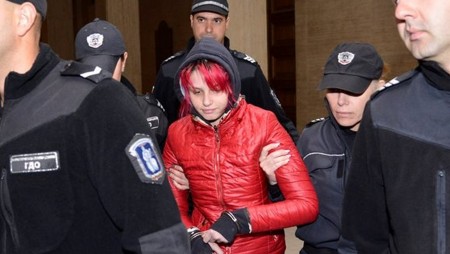 Ивет Стайкова, обвинена за убийството на баба си - актрисата Виолета Донева, остава в ареста
