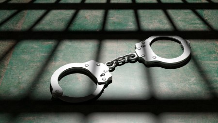 Прибраха в ареста двама наркомани