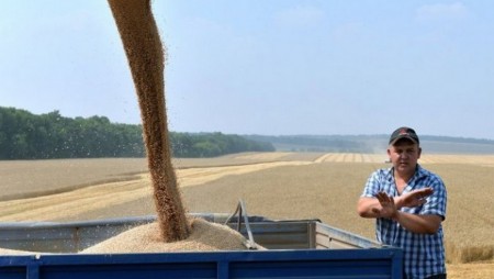 И Словакия спря вноса на украинско зърно и хранителни продукти