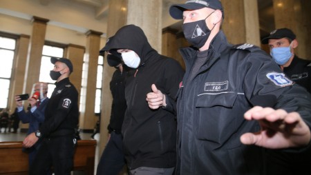 Положителен тест за Covid-19 на обвиняемия отложи за юни делото за смъртта на Милен Цветков