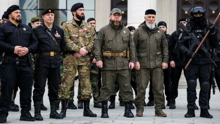 Кадиров е получил заповед да прехвърли силите си в Източна Украйна