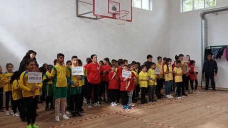 Празникът „Бързи, смели, сръчни“ събра в Синдел ученици от цялата община