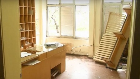 Хванаха един от крадците, обрали Тубдиспансера във Варна