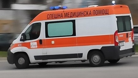 Пенсионер е ударил 3-годишно детенце с колата си