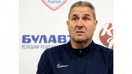 Спартак 1918 Варна с група от 17 футболисти за гостуването на Пирин