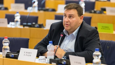 Емил Радев: 56% от огнестрелните оръжия в ЕС са незаконни. Нов еврорегламент ще направи проследяването по-ефективно