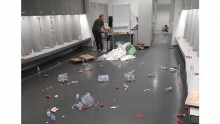 Гонзо обвини Литва в манипулация заради кадрите от съблекалнята