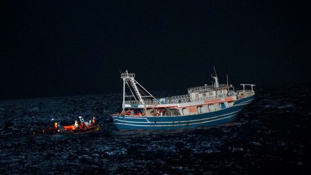 Похвалиха нигерийски вицеадмирал за борбата му с морското пиратство