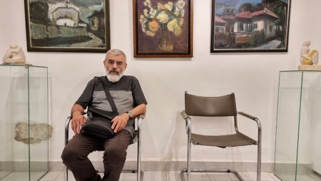Димитър Кулев представя във Варна графика и живопис, събрали носталгията на преживяното