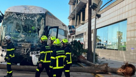 В Испания автобус се вряза в пешеходци