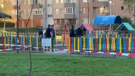 Простреляха жена на детска площадка в Благоевград
