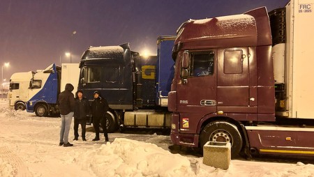 Серия от смъртни случаи на украински шофьори на блокираната граница с Полша