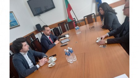 Областният управител и министърът на икономиката обсъдиха изграждането на индустриална зона Варна