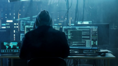 Личната карта на румънския премиер Марчел Чолаку изплува в Dark Web