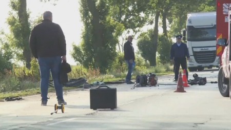 Възстановиха движението по пътя Варна – Добрич в района на с. Изворско