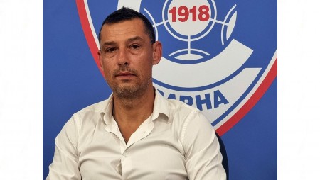 Спартак Варна представи официално Александър Томаш