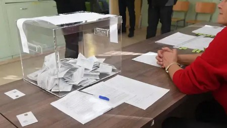 Във Варненска област изборният ден започна в спокойна обстановка