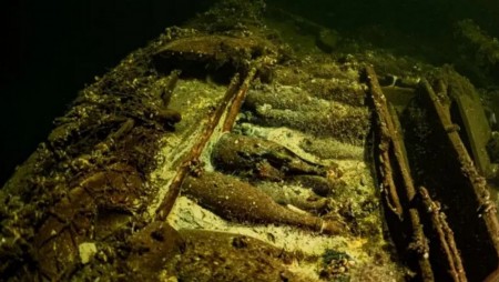 Кораб, натоварен с порцелан и шампанско, е открит на дъното на Балтийско море