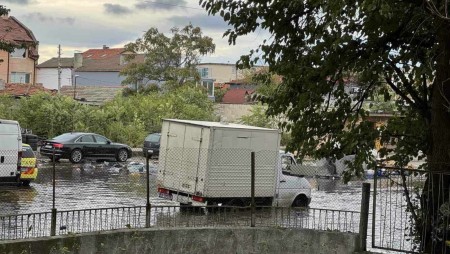 Каква е обстановката във Варненско след снощната буря