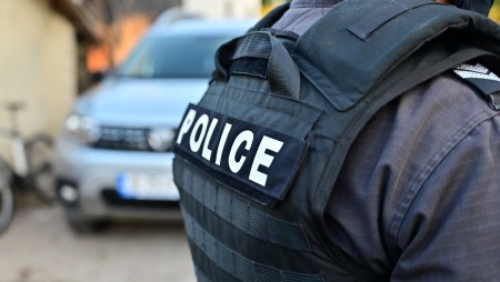 При операция по наркотичните вещества в полезрението на полицаите се оказаха 21 младежи