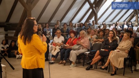 Мария Лалева представи във Варна новия си роман „Пътища от огън“